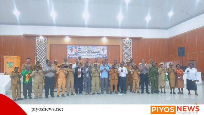 
					Ibadah Oikumene Pemda Deiyai, ASN Diingatkan Utamakan Pelayanan dengan Takut Akan Allah