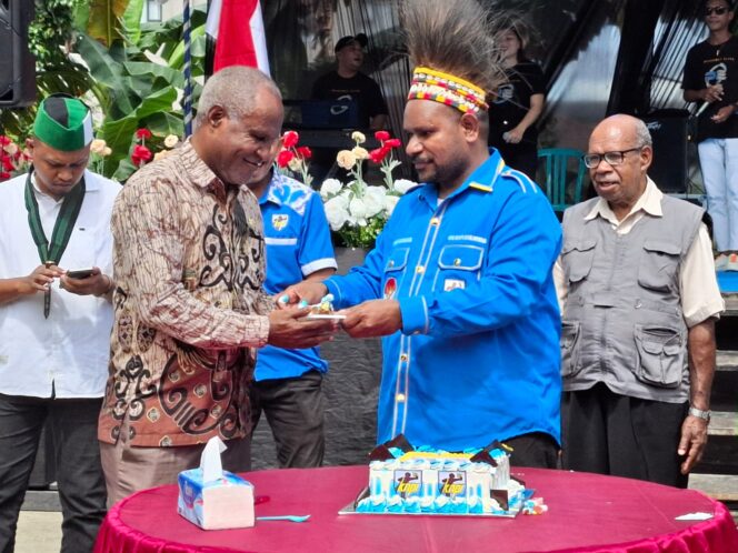 
					Puncak Acara HUT KNPI ke-51 Tahun, Awen Magai: Anak Muda Siap Dukung Pemerintah dan Jadi Garda Terdepan Untuk Perubahan di Mimika
