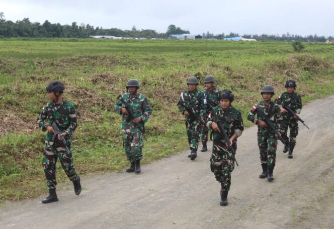 
					Asah Naluri Tempur, Lanud Yohanis Kapiyau Timika Gelar Latihan Pertahanan Pangkalan Semester I TA. 2024