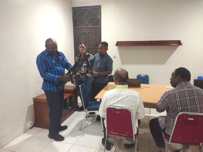 
					Klarifikasi Salah Satu Paslon Soal Senjata, Ternyata Senapan Angin Dimodif Seolah Senjata Benaran