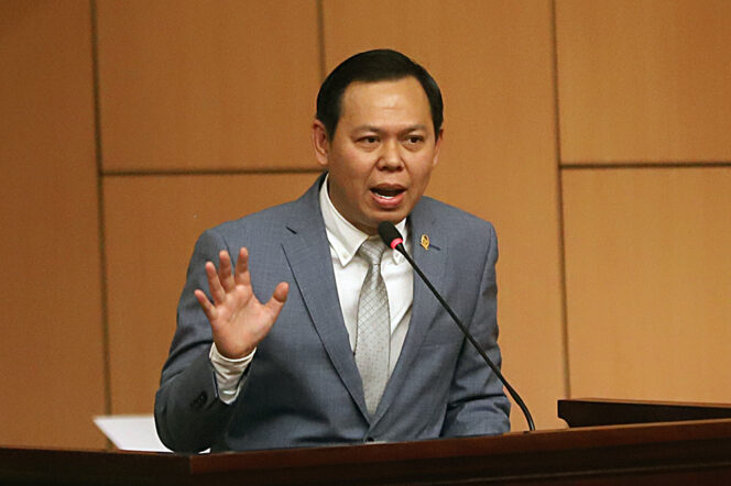 
					Ketua Dewan Perwakilan Daerah (DPD) RI, Sultan B. Najamuddin