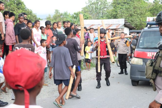 
					Polisi Intens Lakukan Penertiban Meriam Spiritus