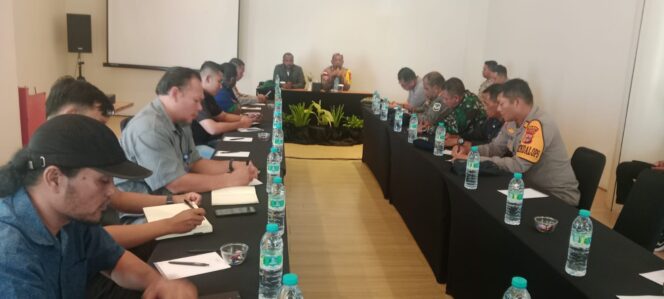 
					Cipta Kondisi Jelang Pilkada, TNI-Polri dan Satpol PP Lakukan Razia Gabungan