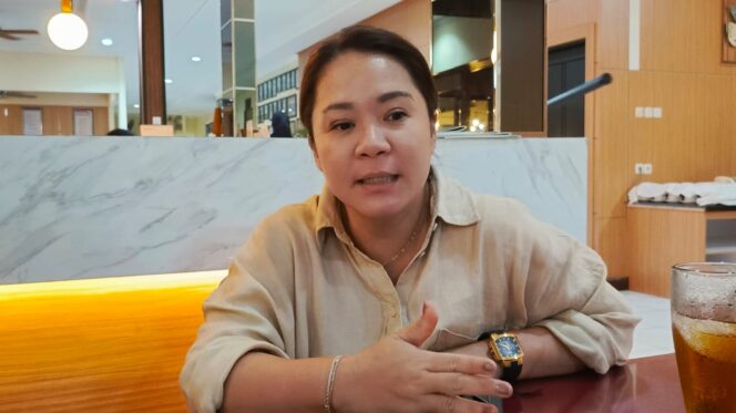 
					Usai Dilantik, Nancy Raweyai : Akan Tindaklanjuti Masalah Ekonomi, Pendidikan, dan Kesehatan di Mimika