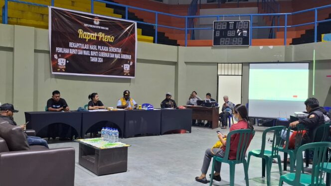 
					Pleno Tingkat Distrik di Mimika Terus Berjalan, Fransiskus : 3 Distrik Fix, 2 Distrik Sedang Pleno Sisanya Tunggu Konfirmasi