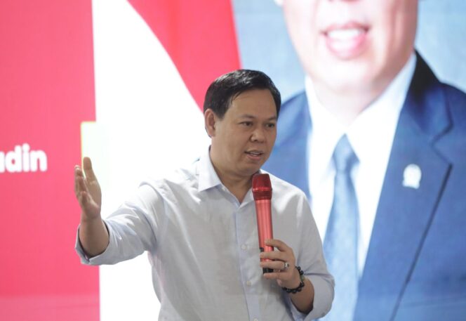 
					Ketua Dewan Perwakilan Daerah (DPD) RI, Sultan Bachtiar Najamudin