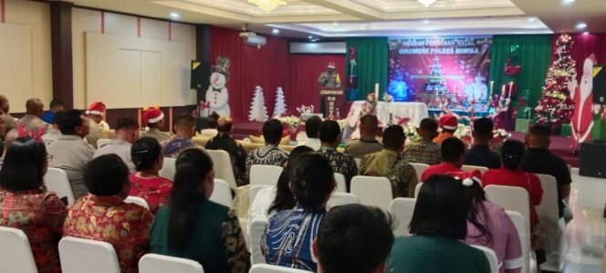 
					Polres Mimika Gelar Perayaan Natal Oikumene