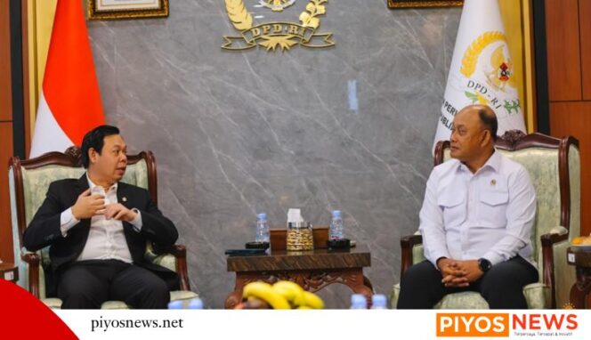 
					 Ketua Dewan Perwakilan Daerah (DPD) RI, Sultan B Najamudin &  Kepala BGN, Dadan Hidayana.