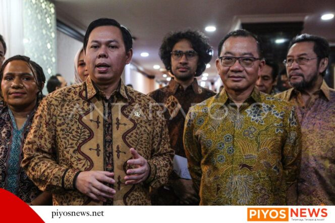 
					Ketua DPD RI Sultan Bakhtiar Najamudin bersama Ketua Parlemen Singapura, Seah Kian Peng, (Foto: Antara). 