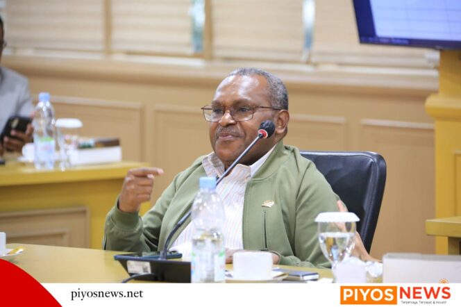 
					Anggota DPD RI Provinsi Papua Tengah, Wilhelmus Pigai