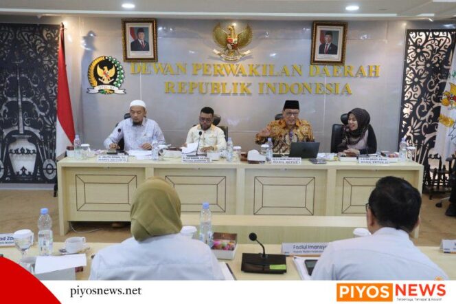 
					Komite III DPD RI menggelar Rapat Kerja (Raker) bersama Badan Pengelola Keuangan Haji (BPKH) untuk membahas persiapan penyelenggaraan ibadah haji tahun 2025 serta kinerja pengelolaan dana haji.