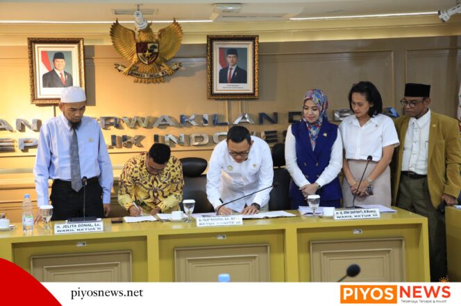 
					Komite III DPD RI Dorong Peningkatan Perlindungan dan Kompetensi Pekerja Migran Indonesia