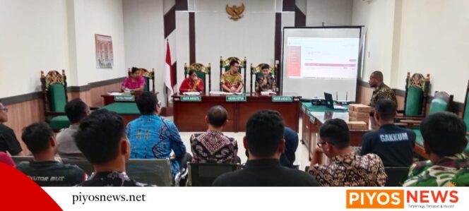 
					PN Timika Lakukan Sosialisasi dan Monev Aplikasi E-Berpadu