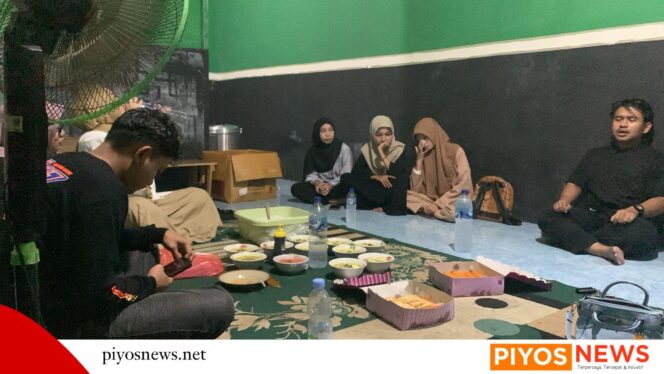 
					Suasana Buka Puasa