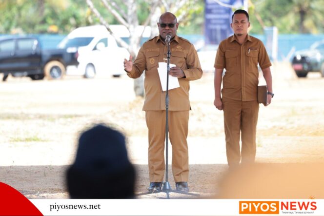 
					Gubernur Papua Tengah, Meki Nawipa