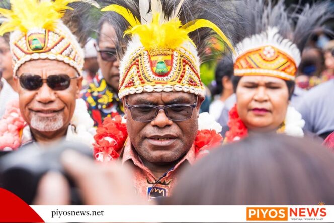
					Gubernur Papua Tengah, Meki Nawipa