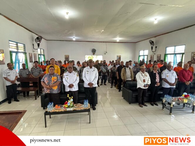 
					Kunjungi Lapas Timika, Gubernur Papua Tengah Janjikan Bantuan Hukum hingga Program UMKM Bagi Warga Binaan