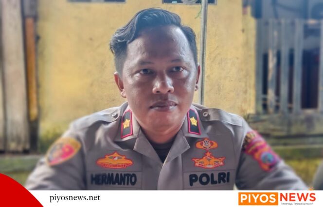 
					Personel Polsek Tembagapura Dilempar, Kapolsek Alami Luka