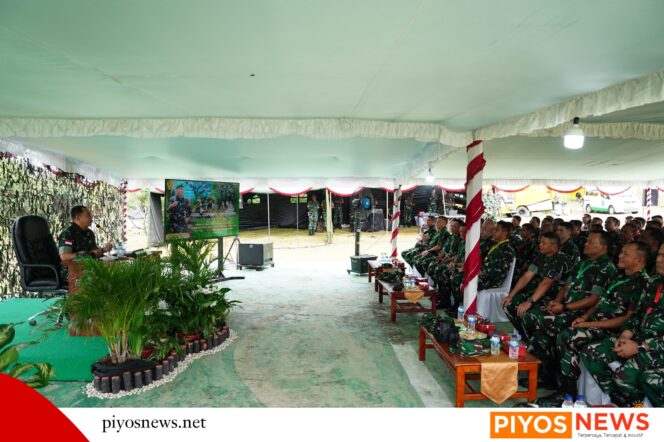 
					Tingkatkan Kualitas Kepemimpinan dan Kemampuan, Pangdam Cenderawasih Apelkan Para Dansat