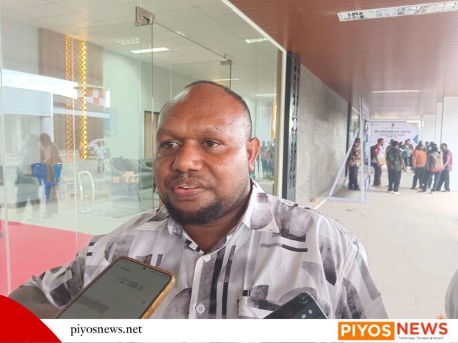 
					KPA Papua Tengah Dorong Pemeriksaan Rutin dan Edukasi HIV/AIDS ke Sekolah dan Tempat Hiburan