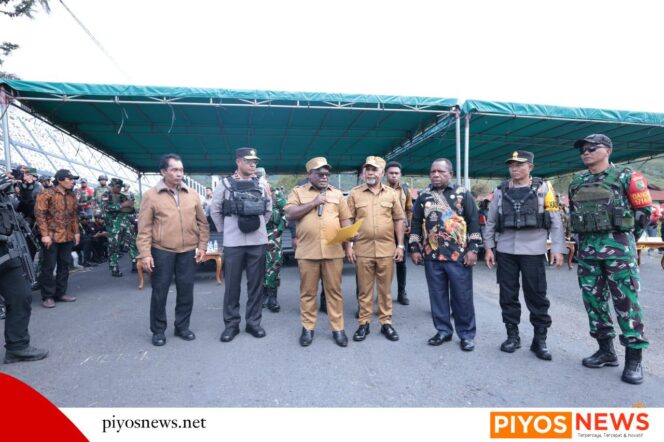
					Gubernur Papua Tengah Apresiasi Pihak yang Berjasa Saat Konflik Pilkada Puncak Jaya