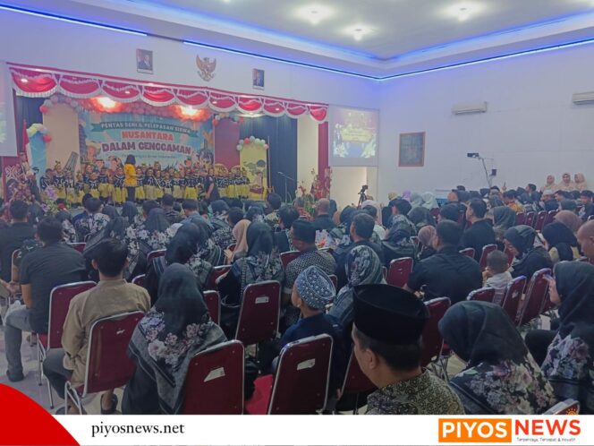 
					Pentas Seni dan Pelepasan Siswa TK Insan Mandiri Nabire: Kolaborasi Sekolah, Orang Tua, dan Pemerintah Bangun Generasi Hebat