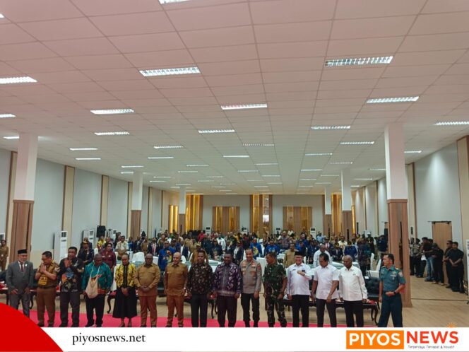 
					Buka Raker Asosiasi MRP se- Tanah Papua, Gubernur Ajak Semua Jaga Papua dan Rawat Panggung Peradaban Baru 