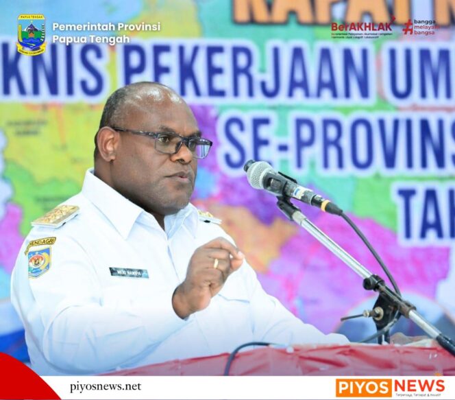 
					Gubernur Papua Tengah Meki Nawipa