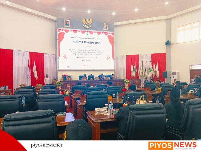 
					Gelar Rapat Paripurna, DPR Papua Tengah Tetapkan 48 Usulan PERDASI dan PERDASUS 