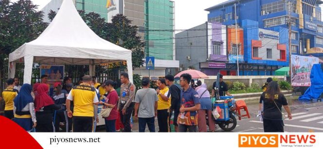 
					Semarak HUT Bhayangkara ke-79, Polres Mimika Berikan SIM Gratis