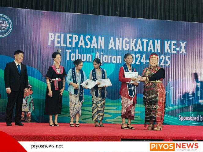 
					77 Siswa Lulusan Angkatan X Sekolah GenIUS Siap Raih Semua Peluang untuk Indonesia Timur