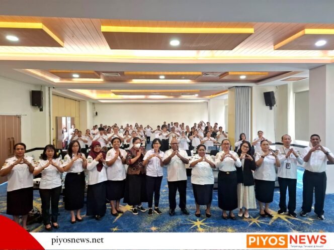 
					Wabup Mimika Buka Kegiatan Koordinasi dan Sinkronisasi Perumusan Kebijakan Pelaksanaan PUG