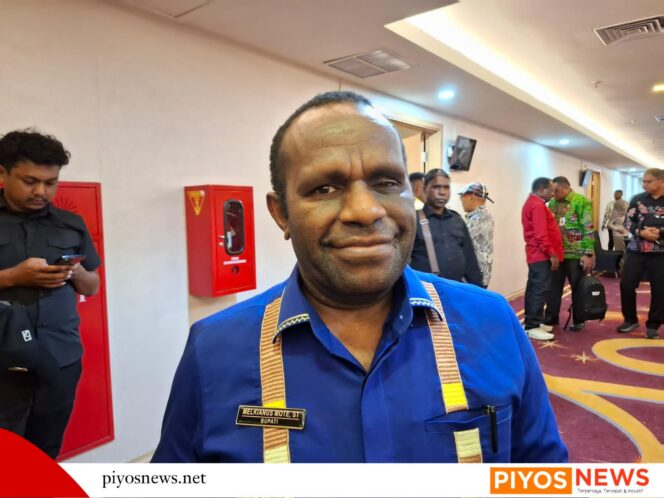 
					Ketua Asosiasi Bupati Papua Tengah Minta Kementerian Perhubungann Izinkan Pesawat ATR Masuk Bandara Waghete