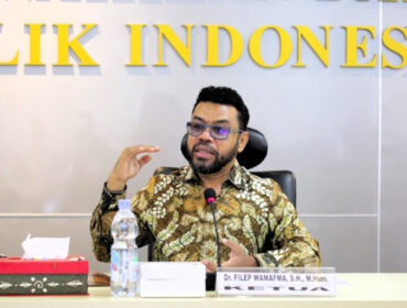 Ketua Komite III DPD RI, Dr. Filep Wamafma,