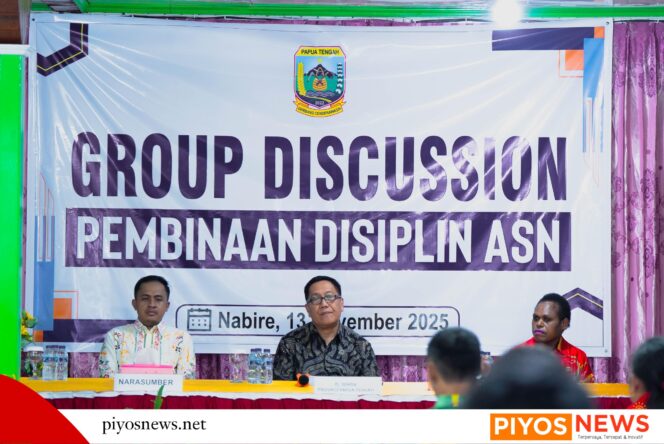 
					Pj. Sekda Papua Tengah Buka Diskusi Pembinaan Disiplin ASN se-Papua Tengah