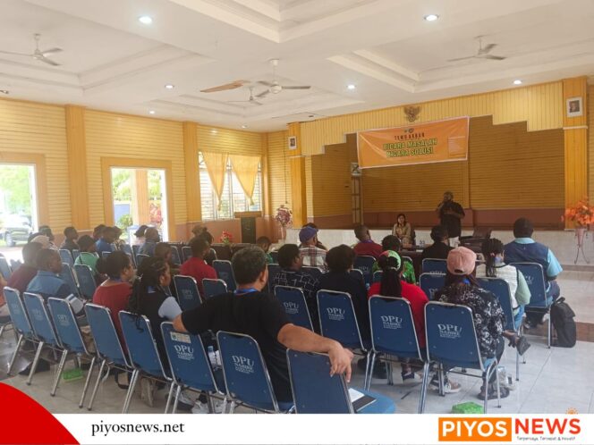 
					Forum Pegiat Literasi Papua Tengah Rumuskan Solusi Bersama Hadapi Masalah Literasi di 8 Kabupaten