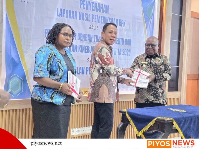 
					Pemkab Mimika Terima Dua LHP BPK RI, Ditemukan Catatan Pajak dan Belanja Daerah