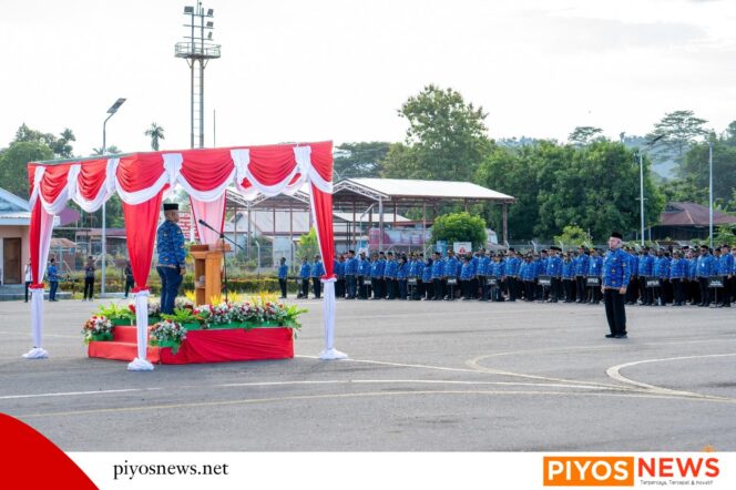 
					Wakil Gubernur Papua Tengah Pimpin Apel Gabungan, Deinas Geley Tekankan Loyalitas, Disiplin, dan Dedikasi ASN