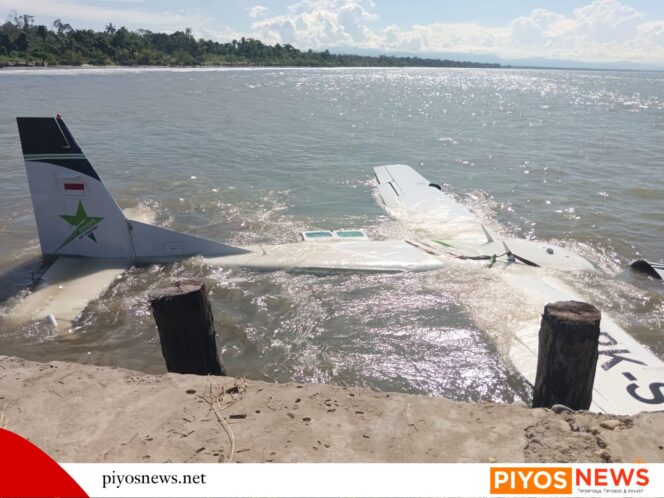 
					Pesawat Cessna PK-SNS Lakukan Pendaratan Darurat di Pantai Bandara Nabire