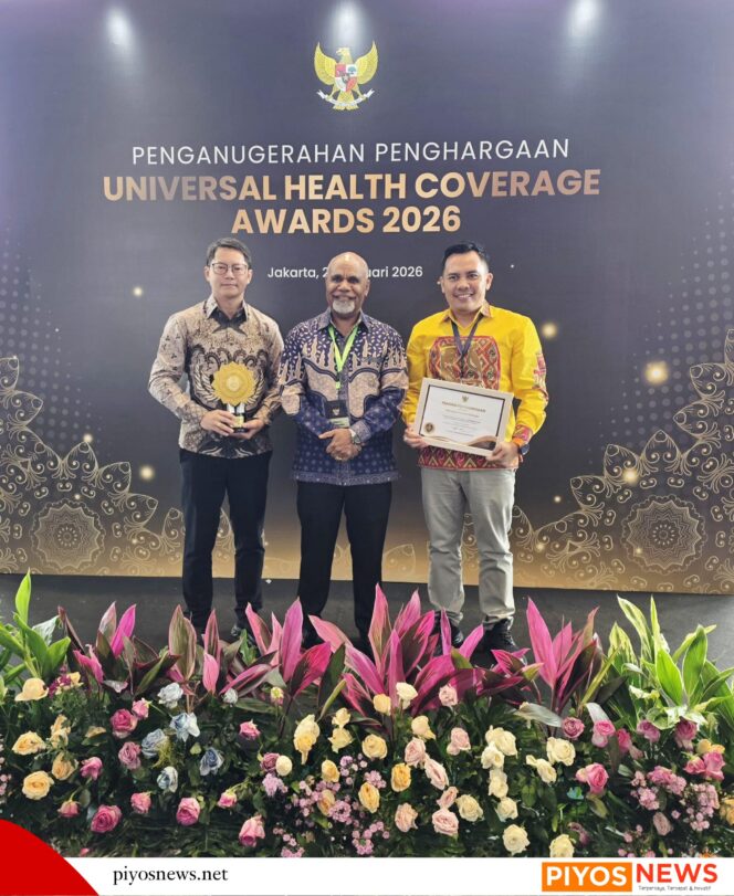
					Papua Tengah Raih UHC Award 2026 Kategori Utama