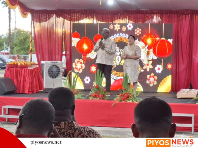 
					Hari Raya Keagamaan Diperingati Berturut-turut, Bupati Mimika Minta Masyarakat Jaga Keamanan dan Toleransi