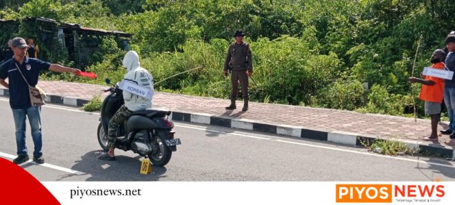 
					Polisi Gelar Rekonstruksi Penyerangan Terhadap Anggota Brimob di Kwamki Narama, Tersangka Peragakan 7 Adegan