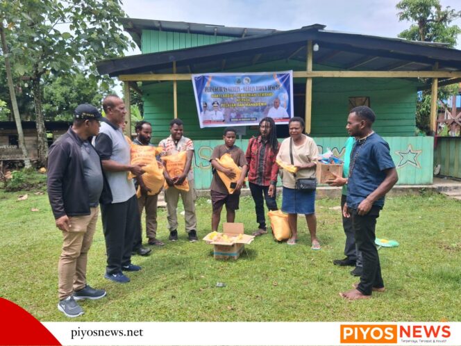 
					PGGPT Kunjungi Asrama Damal dan Pemukiman Wolani, Serahkan Bantuan Sembako