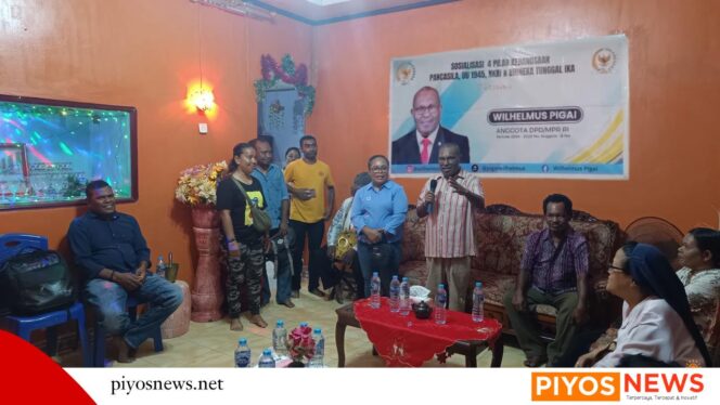 
					Wilhelmus Pigai Tekankan Makna Bhinneka Tunggal Ika dalam Kehidupan Sosial Warga Timika Indah