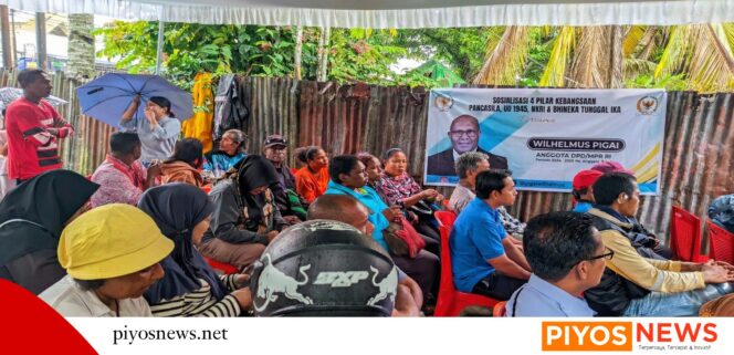 
					Wilhelmus Pigai Sosialisasikan Nilai NKRI kepada Masyarakat Timika Indah