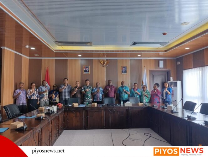 
					Pemkab Mimika Bentuk Tim Khusus Penilaian Kinerja 133 Kepala Kampung