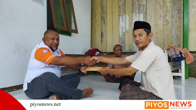 
					Orari Nabire Berbagi Kasih di Madrasah Diniyah Takmiliyah Lagari