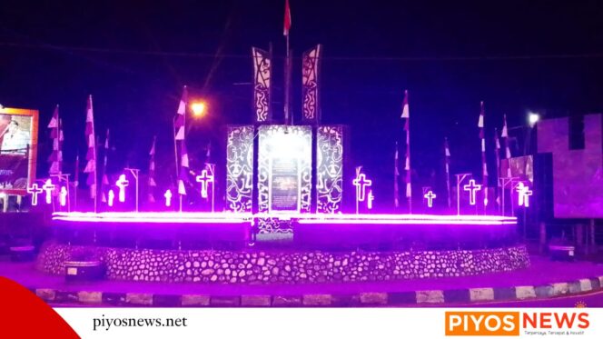 
					Komika Hias Mimika dengan Ornamen Bernuansa Paskah