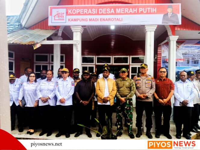 
					Bupati Paniai Luncurkan Koperasi Merah Putih di 216 Kampung, Tekankan Stabilitas dan Pengelolaan Dana