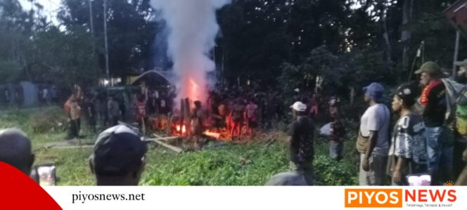 
					Kericuhan Kembali Terjadi di Kwamki Narama Usai Prosesi Kremasi Jenazah 
